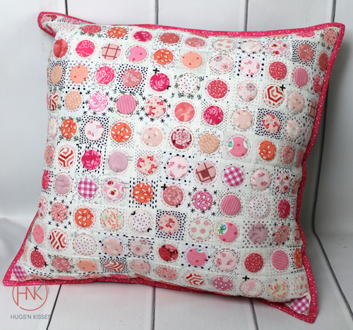 Mini spot on cushion